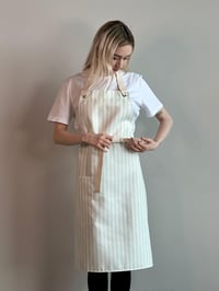 K-159 CHELSEA - Mint Yeşili ve Krem Rengi Çizgili Önlük 