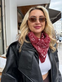 Koyu Kırmızı Etnik Desen Fular 70x70
