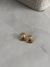 Marka Model Gold Kenarlı Silver Küpe