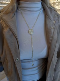 Marka Model Gold Ortası Taş Y Kolye