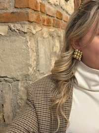 Marka Model Kare Gold Top Detay Büyük Küpe