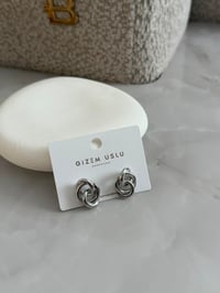 Marka Model Silver Düğüm Desen Küpe
