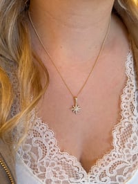 Özel seri 14k Gold Yıldız Model Kolye