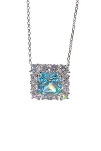 İthal Blue Quare Kolye