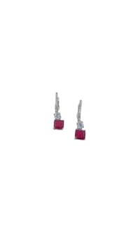 İthal Ruby Kare Küpe