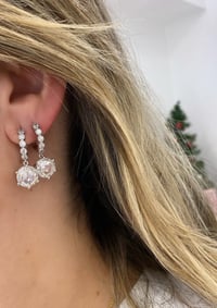 İthal Vip Seri Mozanite Tektaş Sallantılı Küpe