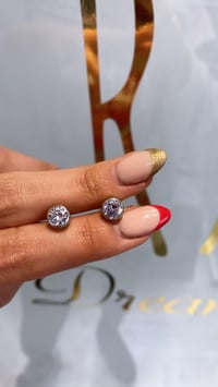 Klasik Tektaş Küpe