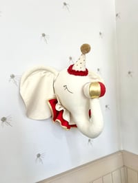 Circus Fil Büst