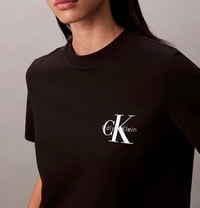 CK BASKI DETAYLI TSHİRT