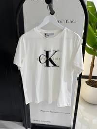 Ck Ön Logo Detaylı Beyaz Tshirt