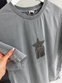 Gri Taş İşlemeli Tshirt