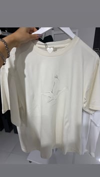 Kuş Nakışlı Taş Detaylı Tshirt