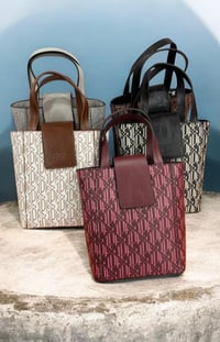 Monogram Desenli Bordo Çanta