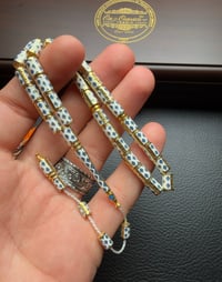 Kesme Ayasofya Model Beyaz Mavi ve Gold Renk İşlemeli Mineli Küçük Boy Gümüş Tesbih
