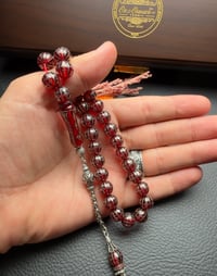 Kırmızı Renk Küre Model Gümüş İşlemeli Ateş Kehribar Tesbih