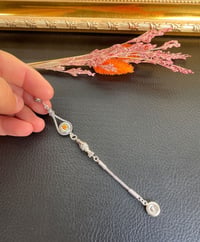 Tekli Model Sallantılı Gümüş Püskül