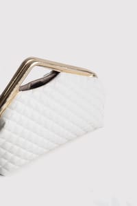 Beyaz Kapitone Clutch Portföy Çanta