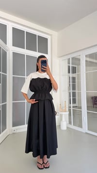 Siyah TWST Model Beli Lastikli Bluz Etek İkili Takım GAUS-01768GAUSTAKIMGAUS-01768
