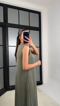 Haki Sıfır Kol Basic Modal Kumaş Elbise GAUS-01329GAUSELBİSEGAUS-01329