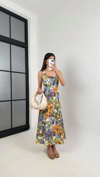 Haki Çiçek Desenli Yırtmaçlı Keten Elbise Gaus00443GausELBİSEGU1002033