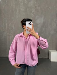 Pembe Tek Omuz Vatka Görünümlü Tasarım Gömlek Gaus00036GausGÖMLEKGU1001076