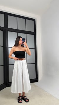 Beyaz Kemerli Etek Pantolon GAUS-01571GAUSPANTOLONGAUS-01571