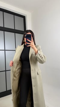 Yeşil Önü Düğmeli Vatkalı Astarlı Premium Kaşe Kaban Gaus-01030GAUSKABANgaus-01030