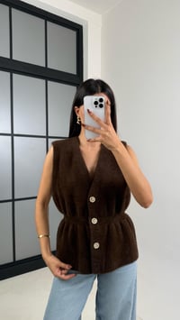 Acı Kahve Gold Düğmeli Yumuşak Dokulu Yelek GAUS-00150GAUSYELEKGAUS-00150