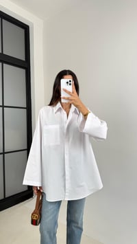 Beyaz Yarasa Kol Oversize Cep Detaylı Poplin Gömlek GAUS-0072GAUSGÖMLEKGAUS-0072