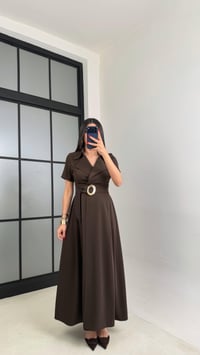 Acı Kahve Gold Toka Kuşaklı Krep Kumaş Uzun Elbise GAUS-00974GAUSDressesGAUS-00974