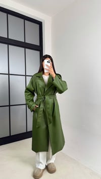 Yeşil Yırtmaç Detaylı Astarlı Premium Deri Trençkot GAUS-00575GAUSTRENÇKOTGAUS-00575