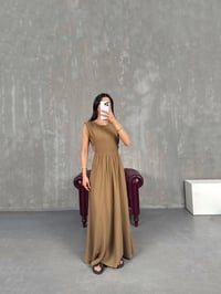 Kahve Yan Dekolteli Keten Elbise Gaus00255GausELBİSEGU1001593