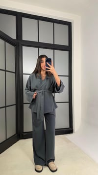 Antrasit Kuşaklı Ceket Beli Lastikli Pantolon Tencel Takım GAUS-01128GAUSTAKIMGAUS-01128