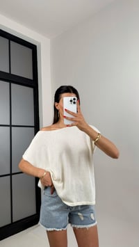 Beyaz Omzu Açık Kısa Kol Triko Kazak Gaus00504GausTRİKOGU1002182