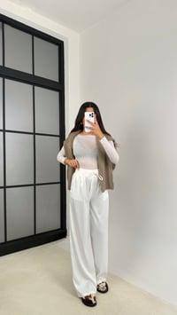 Beyaz Beli Lastikli Cepli Saten Pantolon GAUS-0090GAUSPANTOLONGAUS-0090