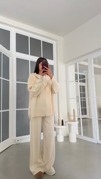 Krem Çift Fermuarlı Hırka Beli Lastikli Pantolon İkili Triko Takım GAUS-02294GAUSTAKIMGAUS-02294