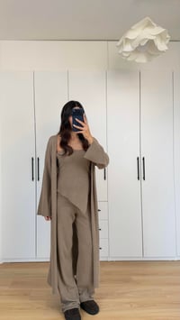 Vizon Asimetrik Crop Hırka Beli Lastikli Pantolon 3'lü Triko Takım GAUS-00588GAUSTAKIMGAUS-00588