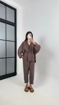 Kahve Önü Düğmeli Gömlek Beli Lastikli Cepli Pantolon MD Muadil Tencel Takım TNCL01 Gaus00390GausTAKIMGU1001912