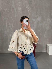 Taş İşlemeli Yarım Kol Keten Gömlek Gaus00185GausGÖMLEKGU1001428