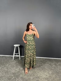 Premium Yeşil Pamuk Askılı Desenli Elbise GausELBİSEGU008104