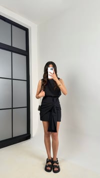 Siyah Bluz Fiyonk Detaylı Etek İkili Tencel Takım Gaus00525GausTAKIMGU1002231