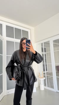 Siyah Kuşaklı Astarlı Deri Ceket GAUS-02040GAUSJacketsGAUS-02040