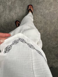 Olist Beyaz Nakışlı Astarlı Yelek GausYELEKGU008418