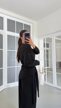 Siyah Vatkalı Bluz Beli Lastikli Bağlama Detaylı Şalvar İkili Tasarım Takım GAUS-01887GAUSSuitsGAUS-01887