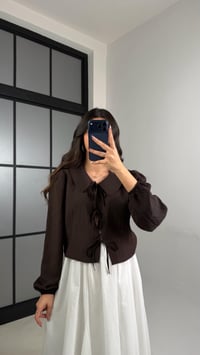 Acı Kahve Bebe Yaka Önü Bağlamalı Gömlek GAUS-01150GAUSGÖMLEKGAUS-01150