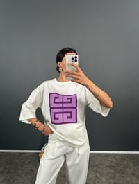 Drs Beyaz Bisiklet Yaka Basic Mor Baskılı TshirtGausTSHIRTGU008422