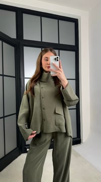 Yeşil Gömlek Beli Lastikli Pantolon Cep Detaylı Muadil Tencel Takım GAUS-01225GAUSTAKIMGAUS-01225