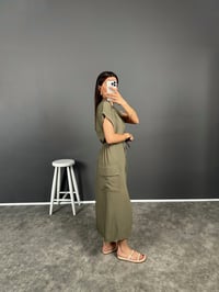 Corinna Haki İthal Kumaş Önü Yırtmaçlı ElbiseGausELBİSEGU008153