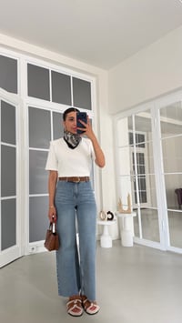 Açık Mavi Kemerli Kesik Paça Jean GAUS-01886GAUSDenim PantsGAUS-01886