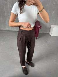 Punta Acı Kahve Arka Beli Lastikli Tasarım PantolonGausPANTOLONGU1006
